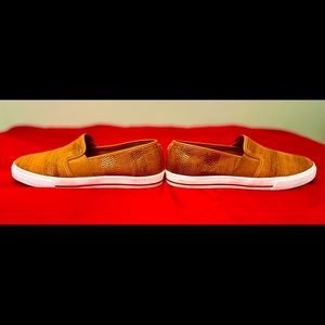 Ralph Lauren Jinny Woven Slip-On Sneaker - Gently Used - Sz 7